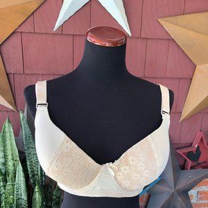 Vadalala Underwire Padded Lace Trim Bra Style 96001 Size 40DD